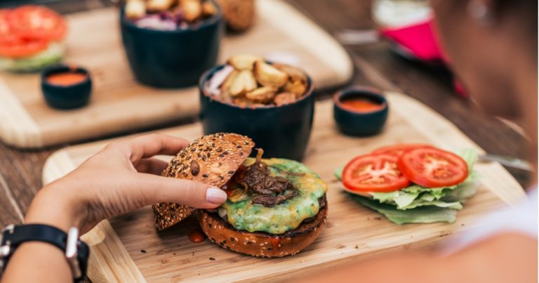 The Contemporary Dietary Debate: Opting for Meat? Embracing Veganism? Striking a Balance? Understanding What’s Best for You.